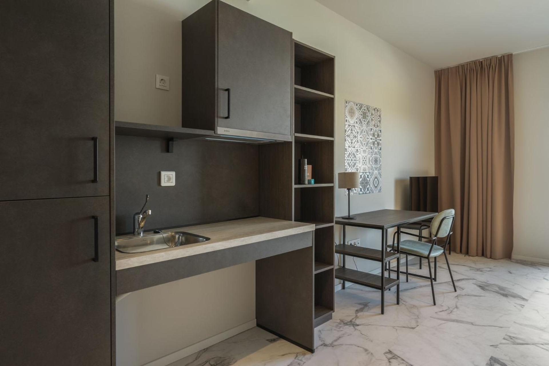 Student Experience Madrid Pozuelo - Luxury Hostel ポスエロ・デ・アラルコン エクステリア 写真
